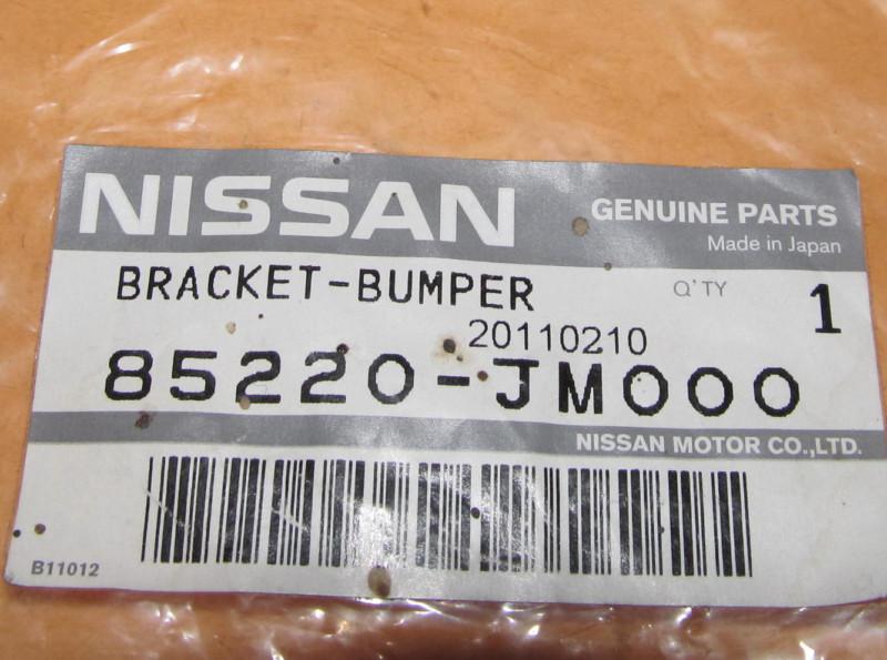 Genuine nissan bumper bracket 85220-jm000 2008 altima new