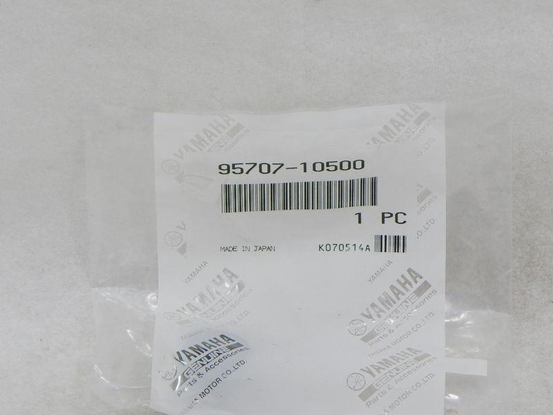 Yamaha 95707-10500 nut *new