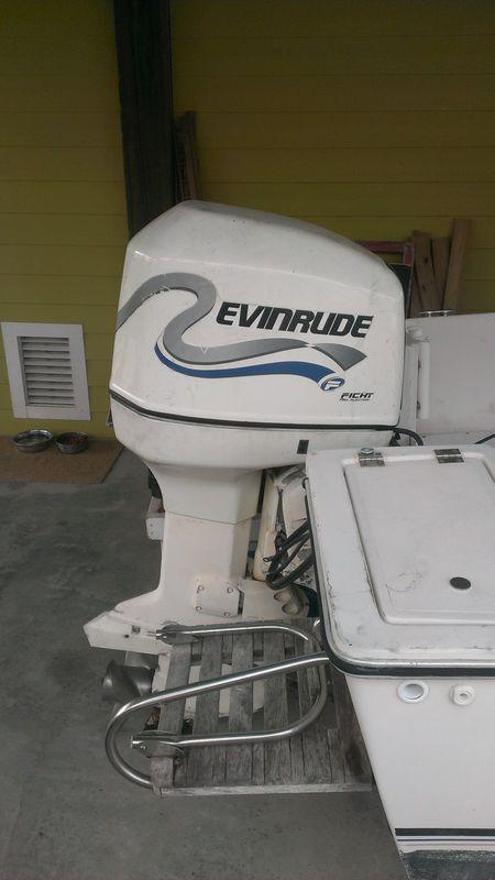 Evinrude 200 fuel injected, johnson 200hp outboard motor