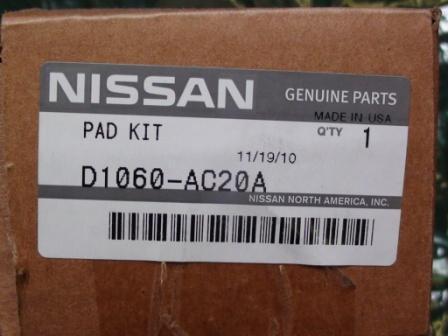 2006 nissan altima s front brake pads d1060em30c