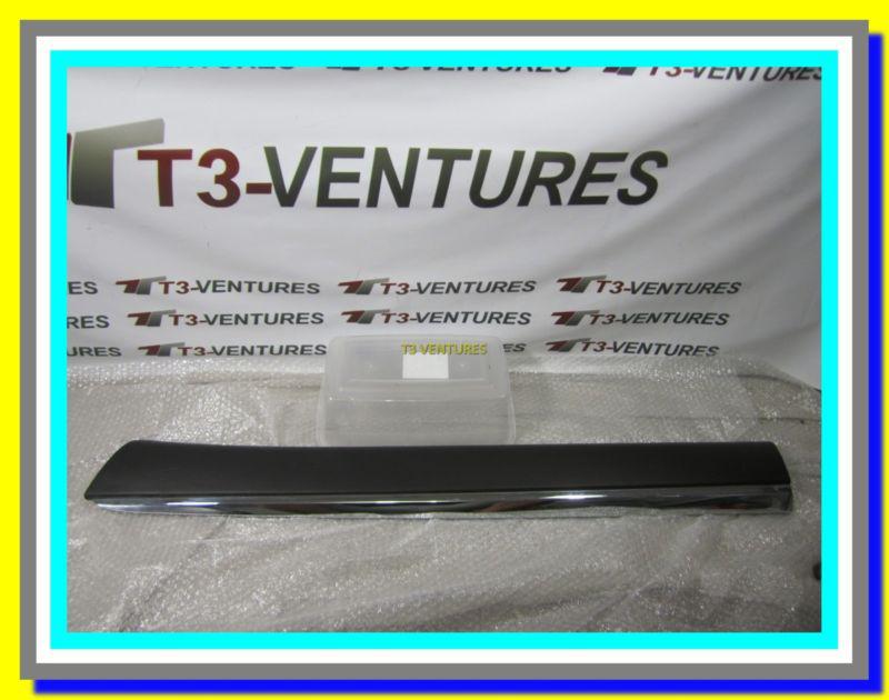 2010 2011 12 lexus rx350 rx450h front passenger rh door molding oem 75071-0e010