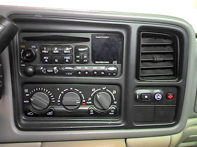 2002 gmc yukon xl 1500 speedomter and radio trim dash bezel 2653131