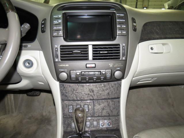 2002 lexus ls430 radio trim dash bezel 2615461