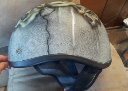 Airbrushed half helmet sz. s