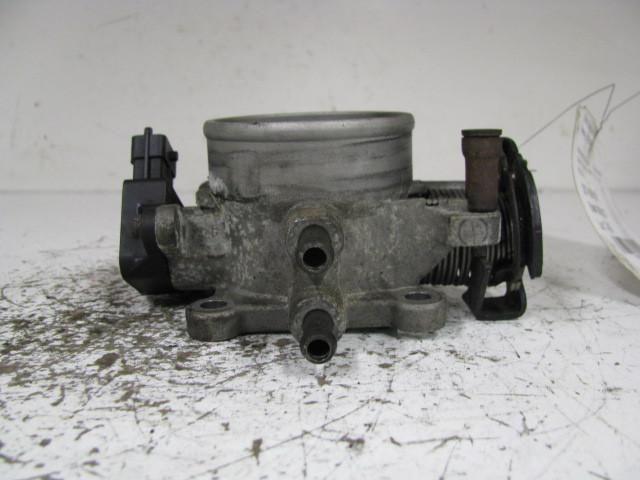 Throttle body hyundai elantra tiburon 2001 01 02 03 338585