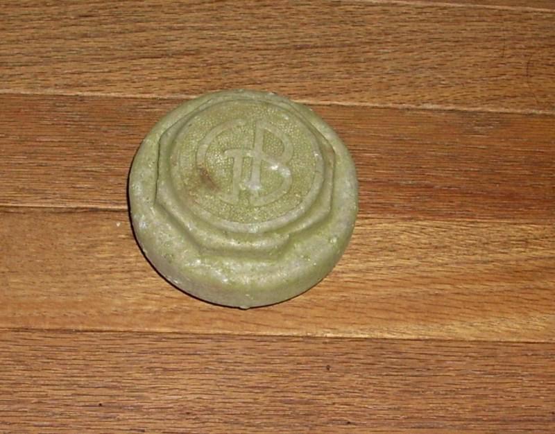 Gb graham brothers 1920s? hub cap grease cap dust cover wheel center