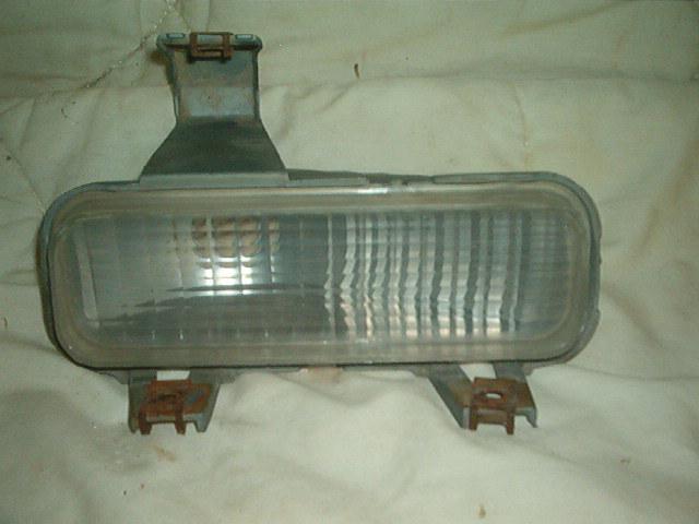 Used 74 chevy caprice lh park lamp light housing 5966147 guide 1b dot ip77    