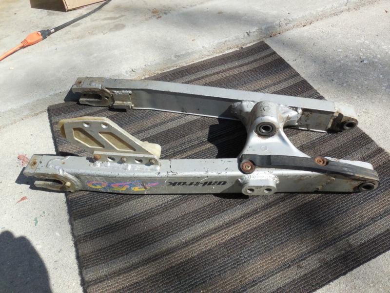 Rear swing arm off 1993 kawasaki kdx250