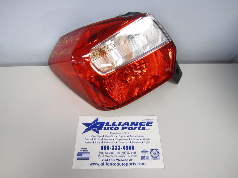 12 impreza l. tail light 2.0l sw 561602