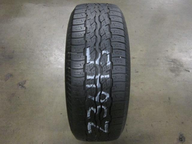 One bridgestone dueler h/t687 235/60/16 tire (z3645)  6/32