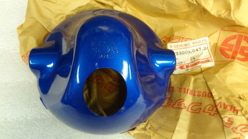 Kawasaki nos new 23005-047-2l blue head light body kz kz400 1974-77