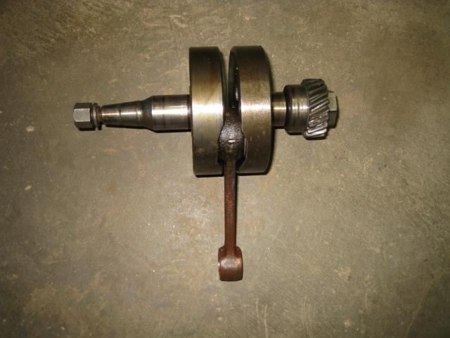 1973 yamaha dt250 - crankshaft assy.