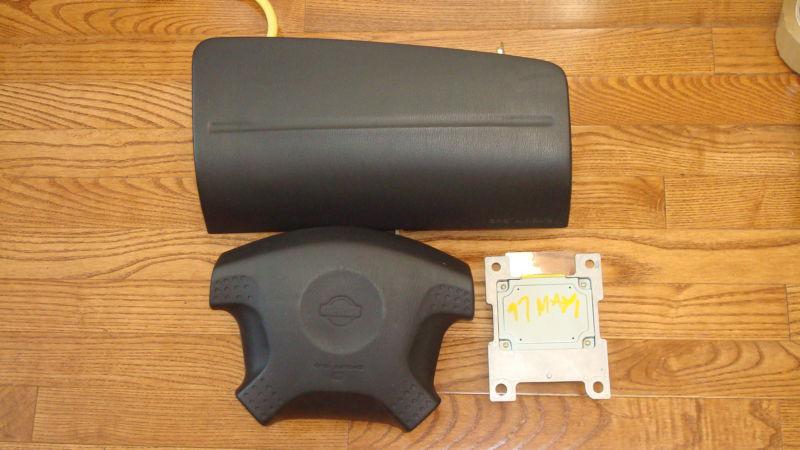 1997 nissan maxima oem black driver & passenger airbags w/module #74716-72013