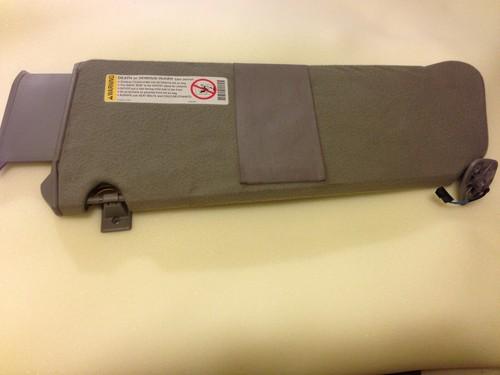 98 suburban tahoe yucon visor sunvisor shade rh side oem gray 95-99