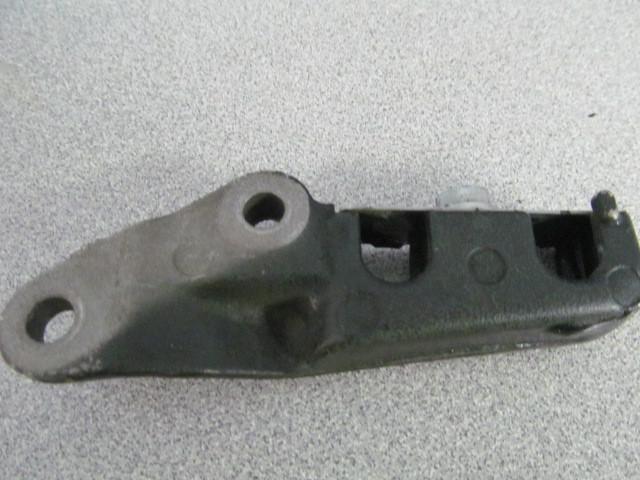 Johnson evinrude anchor block 320276 1975-97 40-60 hp **15182*