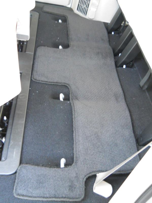 Chrysler town & country third row premium black carpet floor mats mat mopar oem