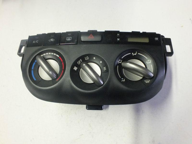 2004 2005 toyota rav 4 climate control 45591-2050 oem