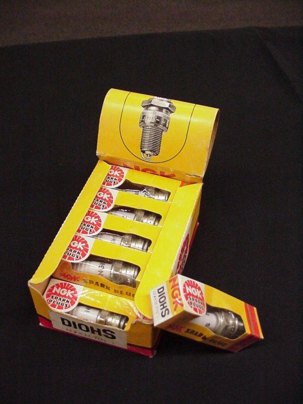 Ngk d10hs spark plugs 10 plugs nib motorcycle honda vintage