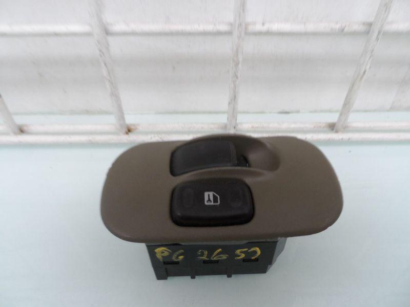 Right front door window switch oem mitsubishi galant 1997