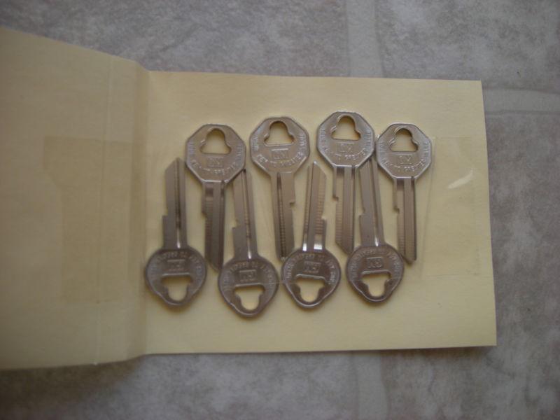 1955 pontiac chevy gm cars new o.e. key blanks 4 ea design (8)