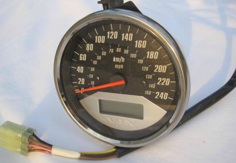 Honda vtx1800c speedometer odometer kph 02 03 04 05 06 speedo . km kmph km/hr