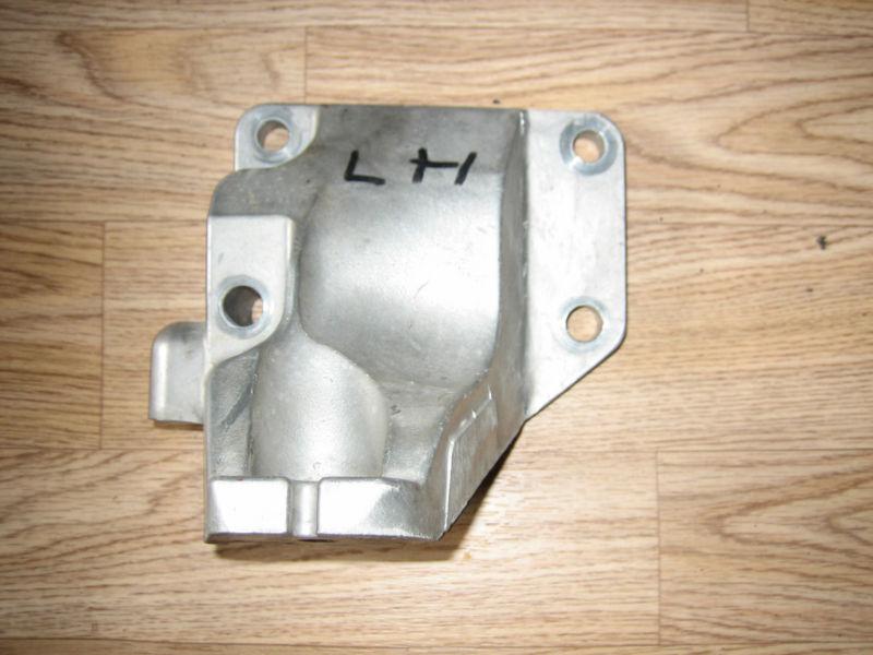 03 nissan 350z lh motor engine mount bracket .