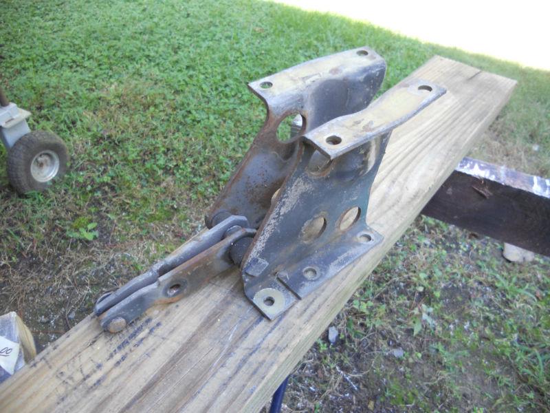 67 to 72 chevy truck power brake booster bracket