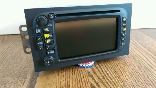 15204335 2003 2004 gmc sierra yukon denali 1500 2500 xl navigation radio