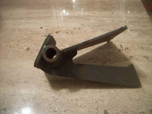 Lot #3 vintage 34 ford motor mount