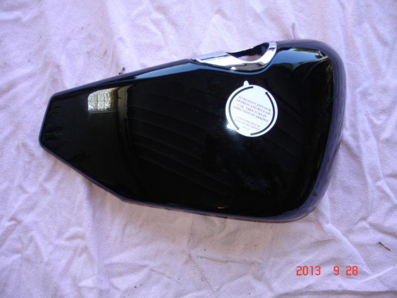 Harley davidson sportster 2010 oil tank cover