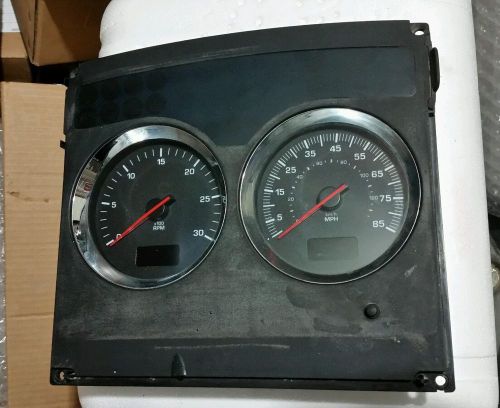 Kenworth t800  dash panel instrument cluster speedometer p/n q43-1095-1-100 rev