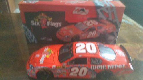 2006 #20 tony stewart home depot/six flags 1/24