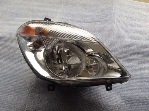 2010-2012 mercedes,sprinter,freightliner oem rt. headlight