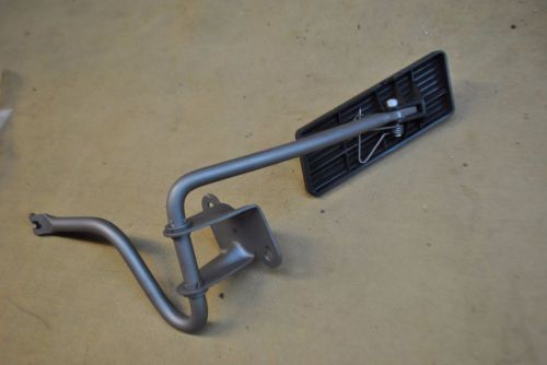69 mustang  gas pedal linkage, nice original ford, show quality