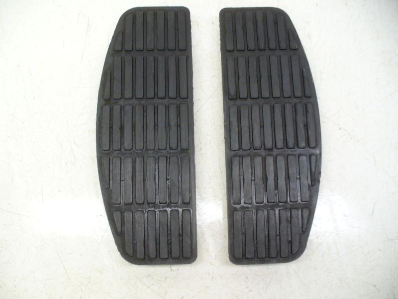 Harley stock rider floorboard pads.