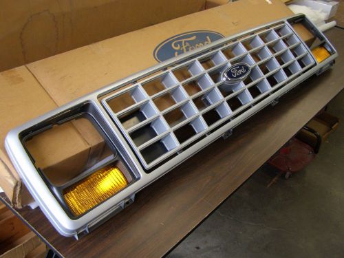 Nos oem ford 1983 - 1991 econoline van grille 1984 1985 1986 1987 1988 1989 1990