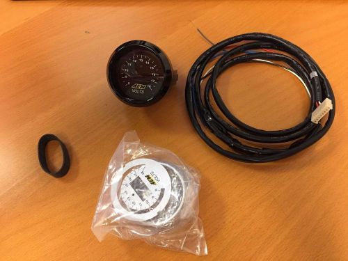 Aem 30-4400 8-18v voltmeter gauge used