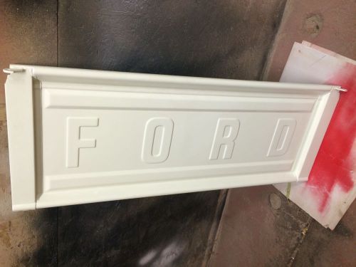 1980-86 ford f-150 &amp; flareside pickup&#034;nos&#034; tailgate,show shape.rare,55&#034;,