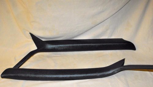 98-04 chevy s10 xtreme  blazer jimmy  a pillar trim panel  15717363 truck  pair