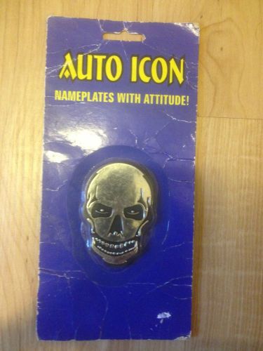 Auto icon - nameplates with attitude &#034;skull&#034; black plastic &amp; metallic finish,