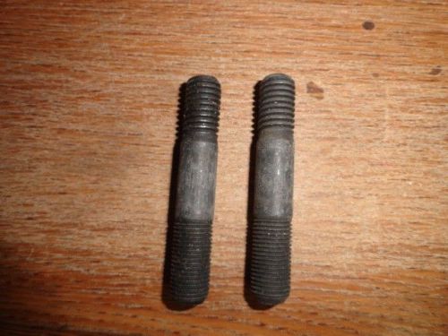 15515768 stud set of 2