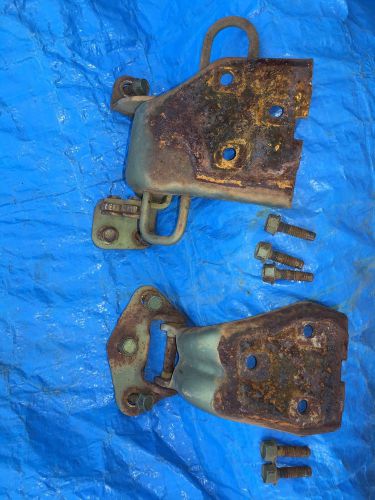 1970 ford ranchero passenger side door hinges with bolts