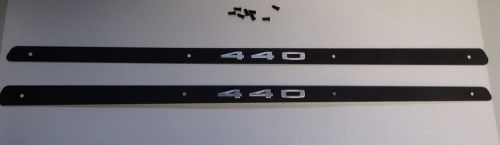 Mopar 68 roadrunner hood insert call out emblem name plate 440 ornament new