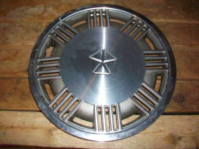 * 14 inch factory hubcap - plymouth / chrysler / dodge - 1982-1995 ???