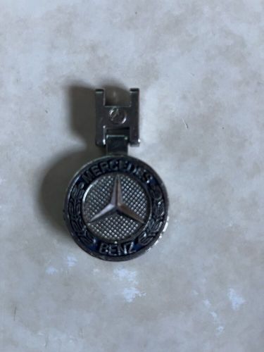 Mercedes-benz keychain ring metal 3d logo alloy decorative gift sport car home