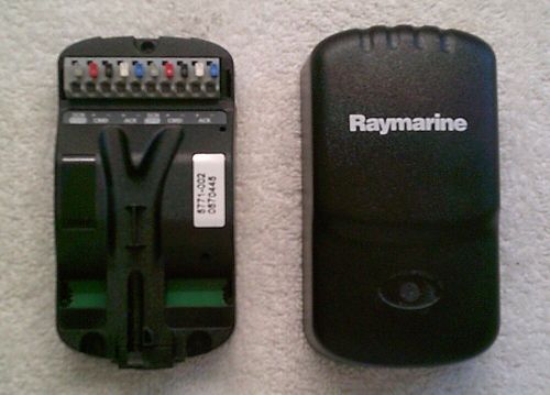 Raymarine e85001 interface box, excellent condition raymarine e85001, new