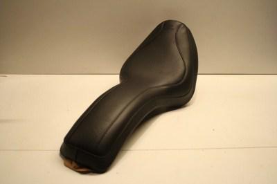 Harley davidson mustang softail seat leather stcp 75157 from 1984