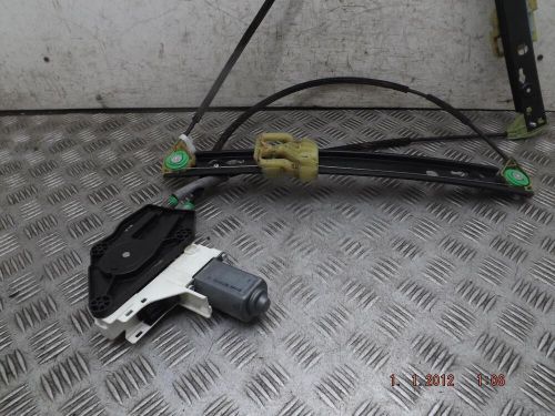 Audi a1 left passenger nearside front electric window regulator 8x 2010-2013↨