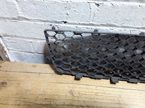 Vw golf mk5 gti 04-08 lower front grille black