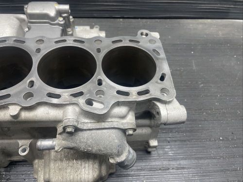 2011 suzuki gsxr600 engine cylinders, top engine case #823248